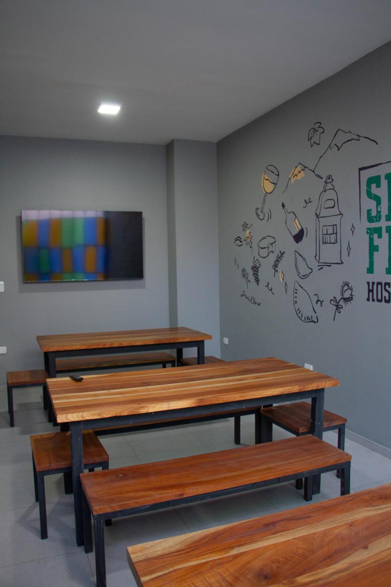 Sin Fin Hostel Μεντόζα Εξωτερικό φωτογραφία